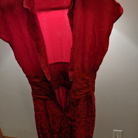 Dress - Picture 1 of 5